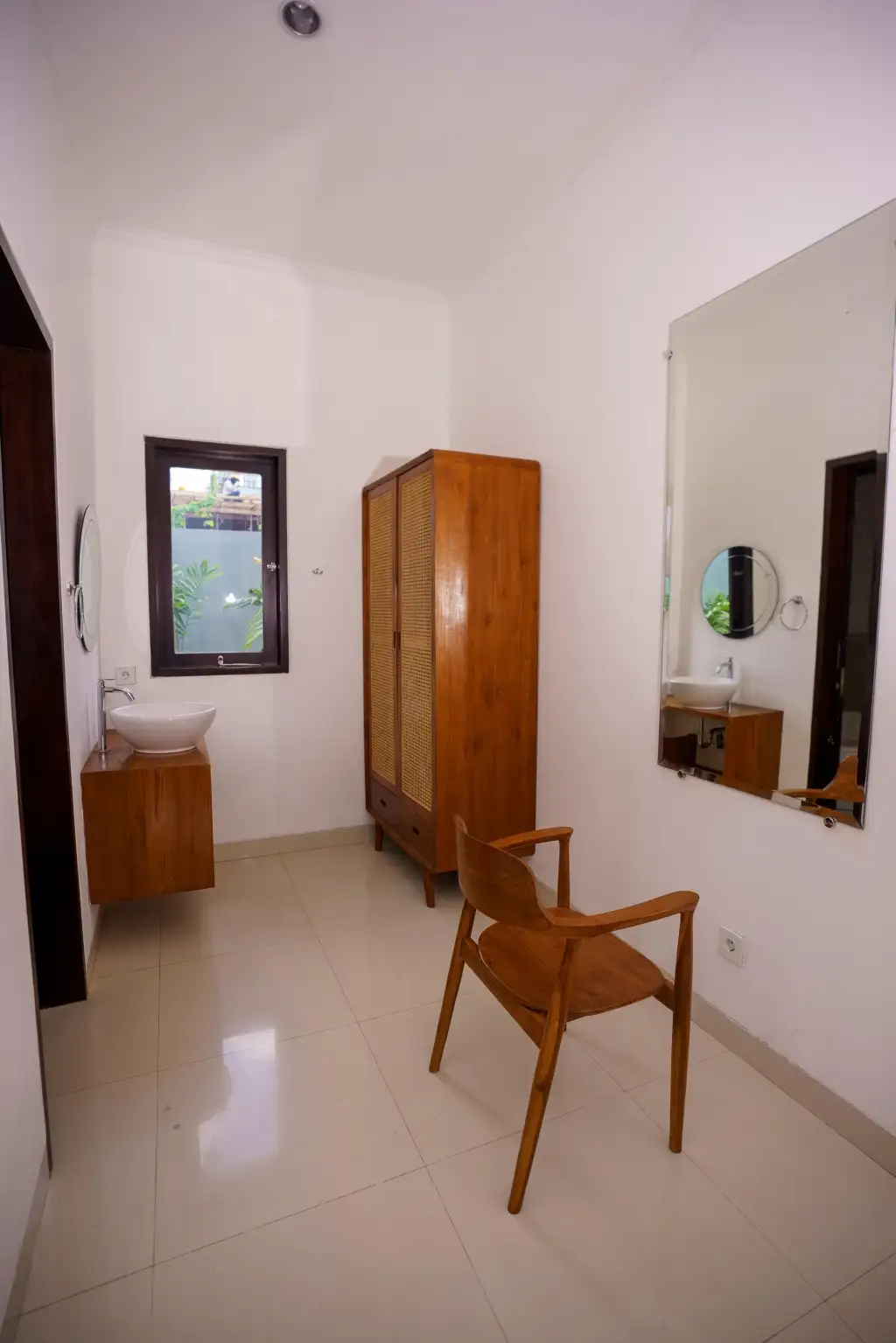 Villa 250m² in Indonesia, Canggu. Priced at 15400$ rent photo-7