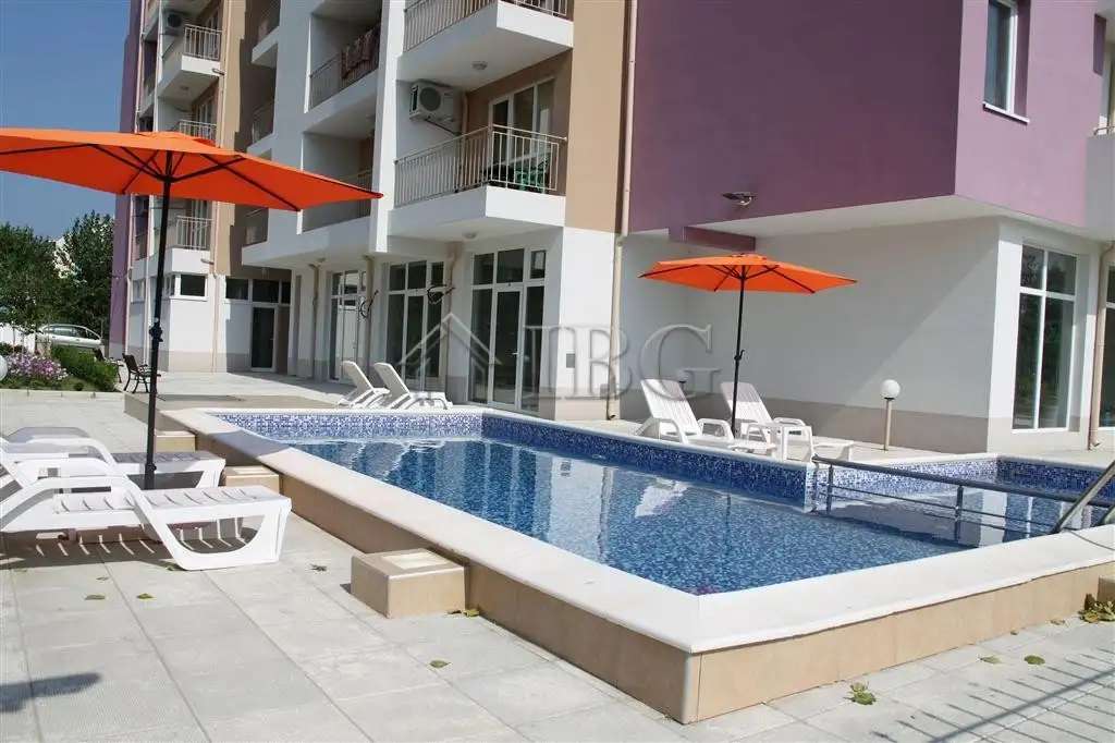 Flat 53m² in Bulgaria, Sunny Beach. Priced at 69500€ rent photo-2