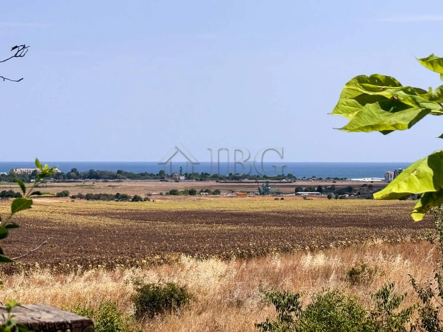 House 179m² in Bulgaria, Aheloy. Priced at 190000€ rent photo-3