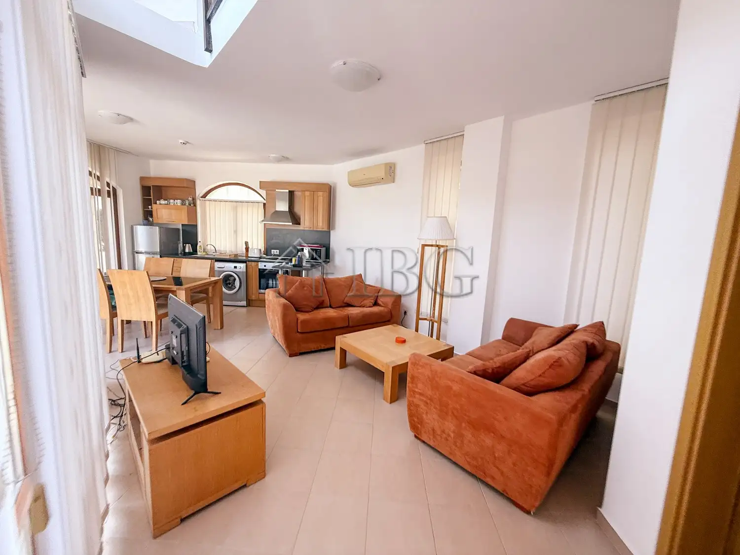 House 179m² in Bulgaria, Aheloy. Priced at 190000€ rent photo-15
