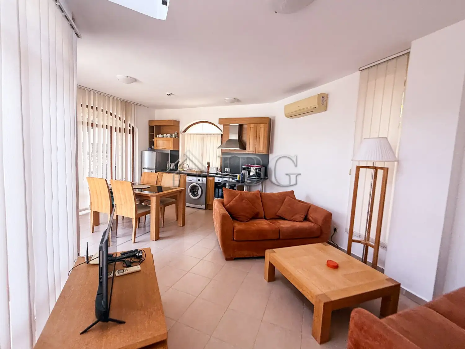 House 179m² in Bulgaria, Aheloy. Priced at 190000€ rent photo-17
