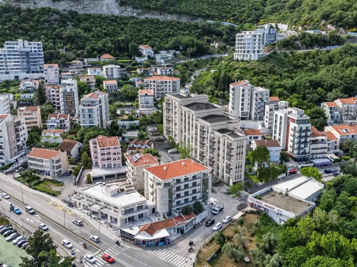 Flat 29m² in Montenegro, Becici. Priced at 87054€ rent photo-2