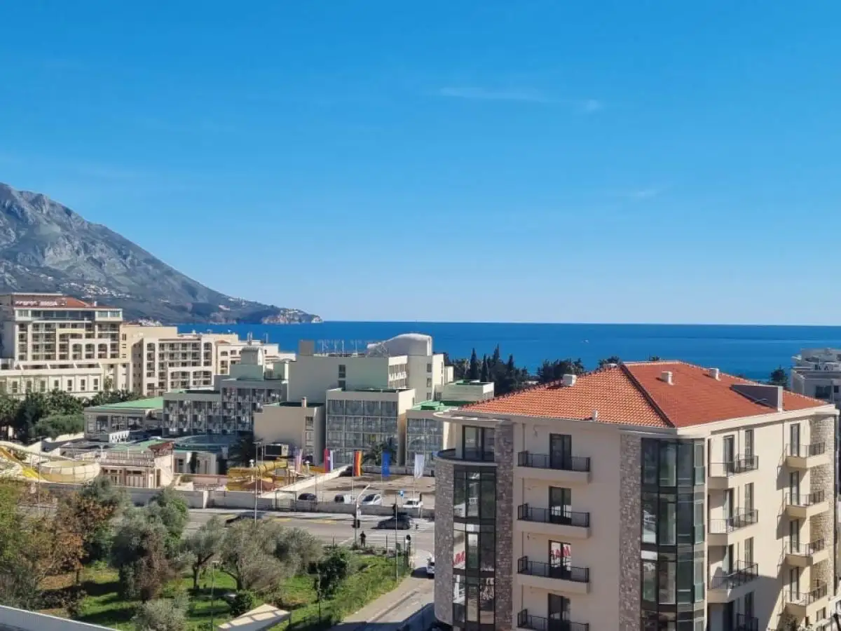 Flat 29m² in Montenegro, Becici. Priced at 87054€ rent photo-3