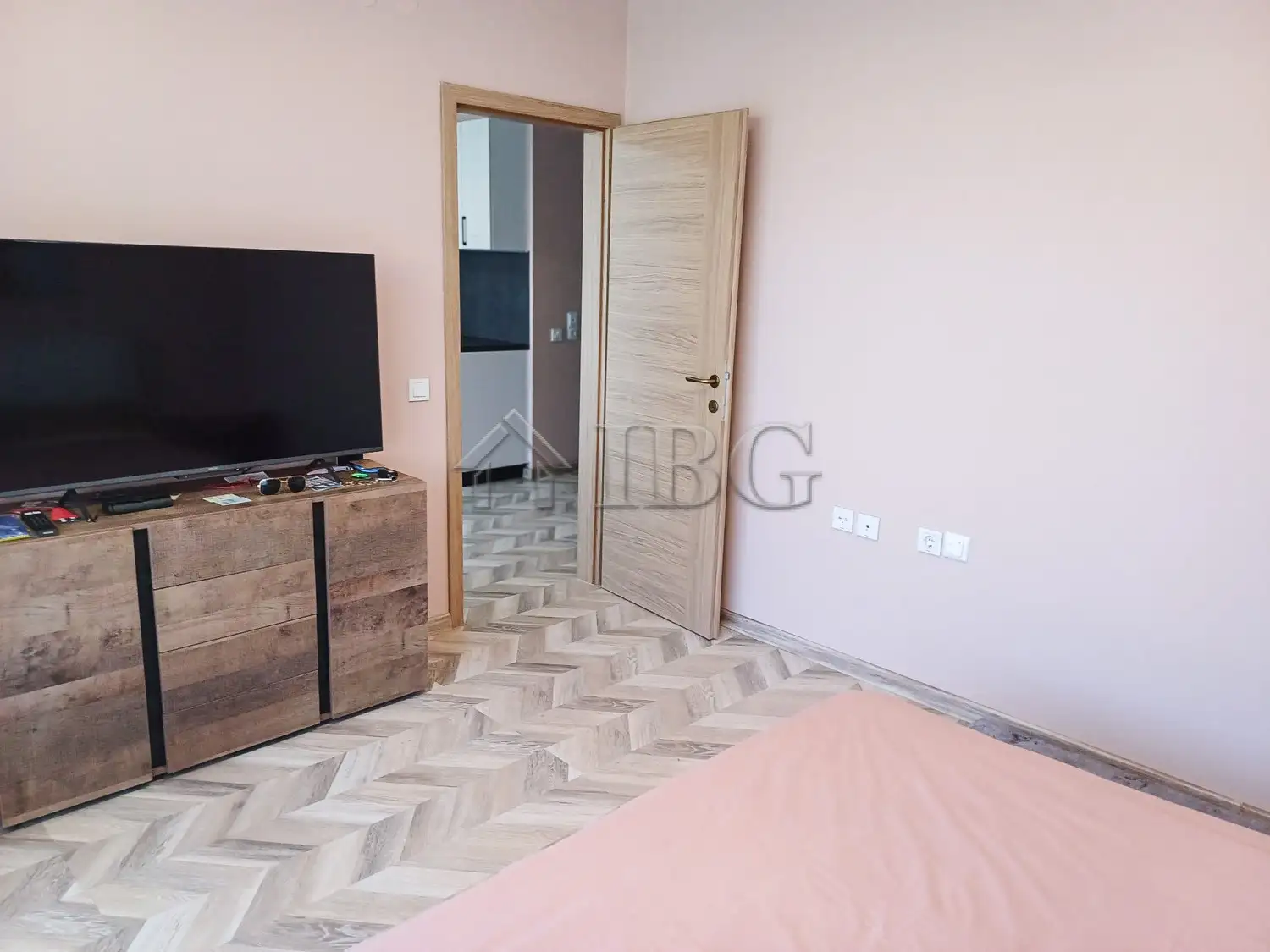 Flat 65m² in Bulgaria, Sunny Beach. Priced at 84000€ rent photo-14