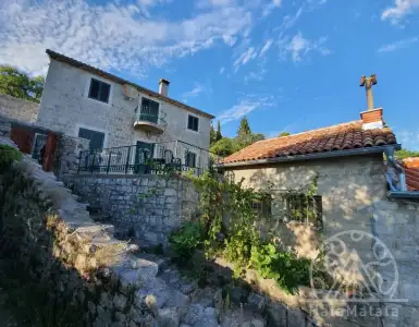 Buy in Montenegro for 900000€