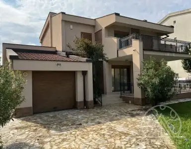 Buy in Montenegro for 650000€
