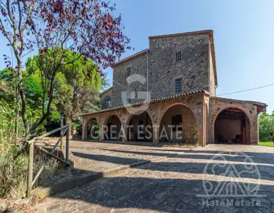 Buy in Italy for 430000€