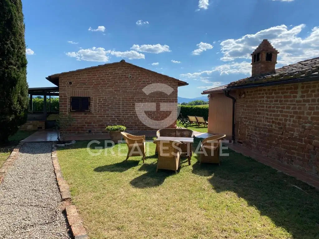 House 1765m² in Italy, Perugia. Priced at 1580000€ rent photo-13