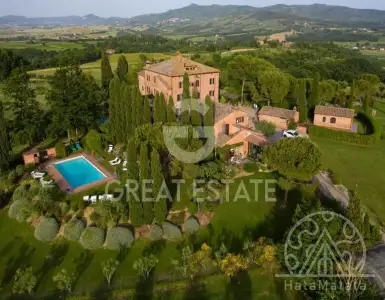 Buy in Italy for 1580000€