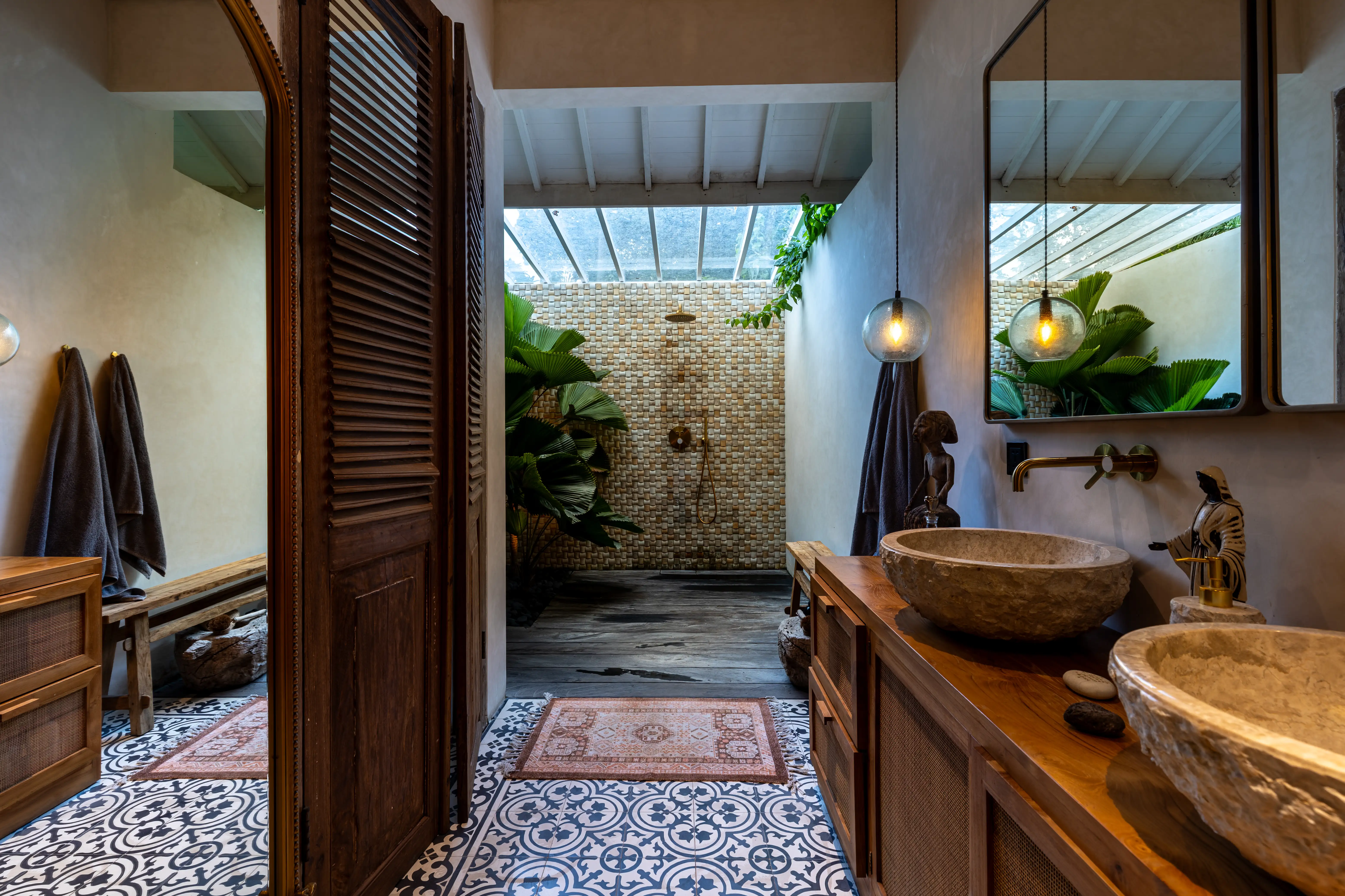 Villa 300m² in Indonesia, Canggu. Priced at 995000$ rent photo-4