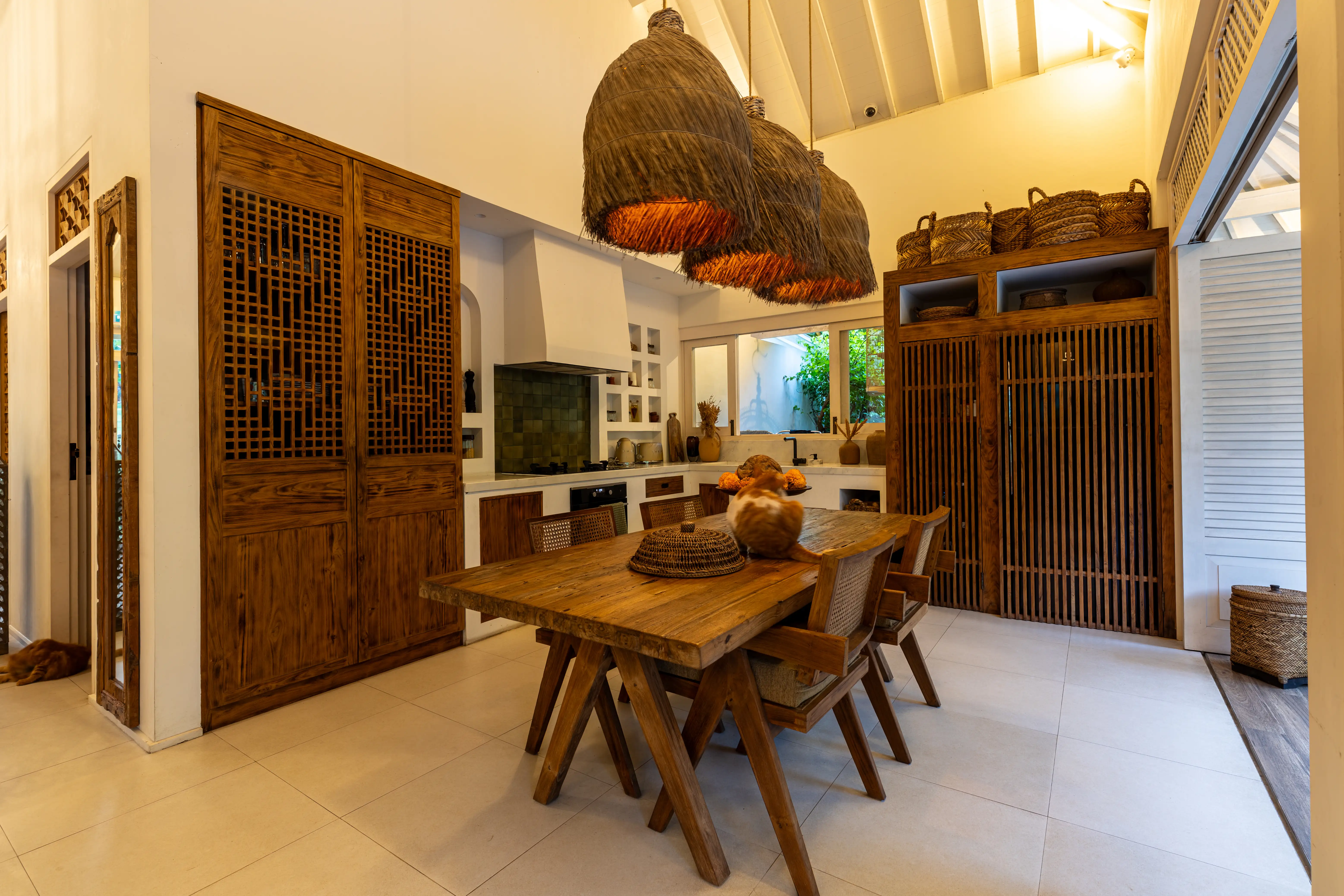 Villa 300m² in Indonesia, Canggu. Priced at 995000$ rent photo-13