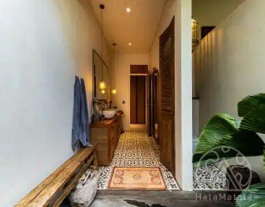 Buy in Indonesia for 995000$