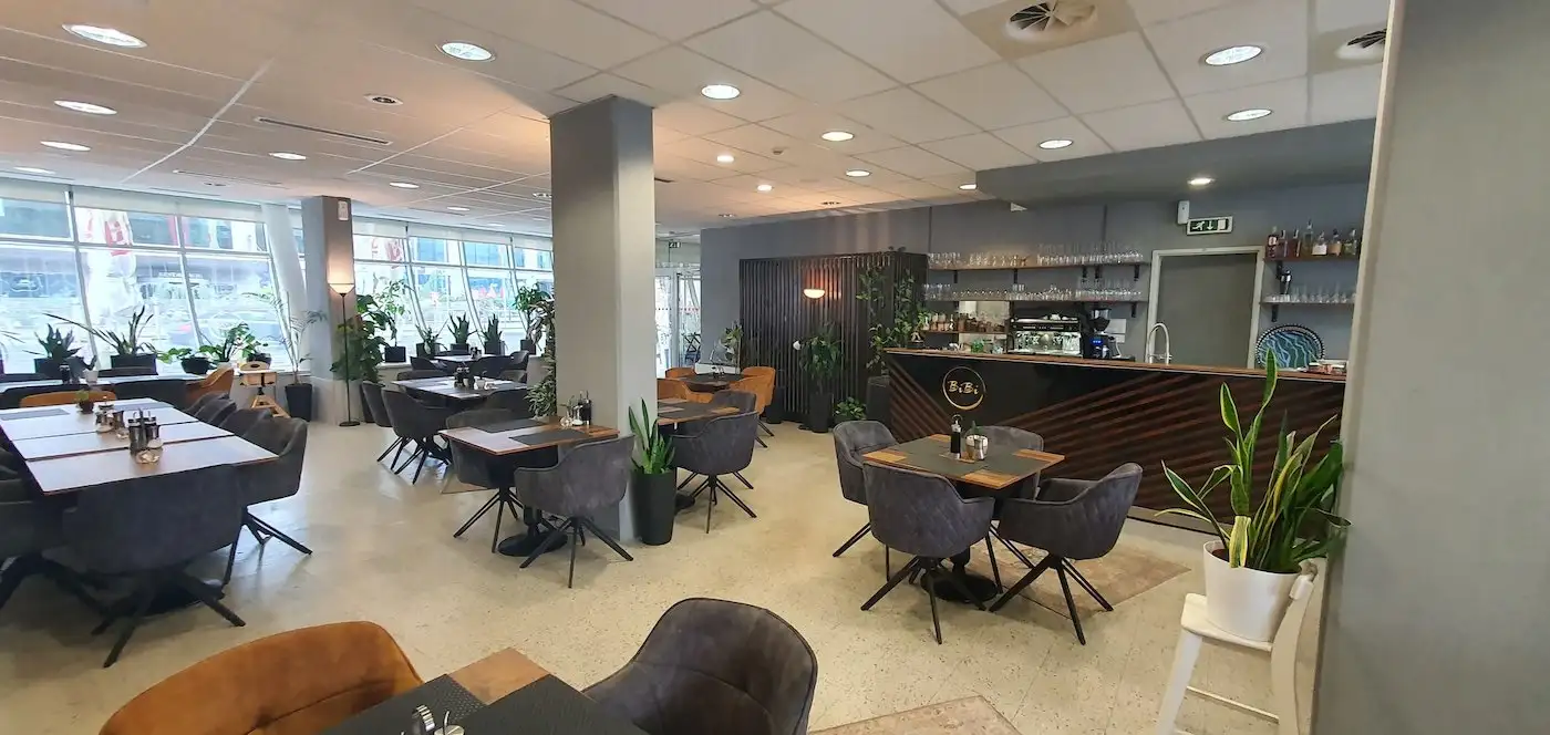 Cafes/Restaurants 150m² in Slovenia, Bežigrad. Priced at 320000€ rent photo-2