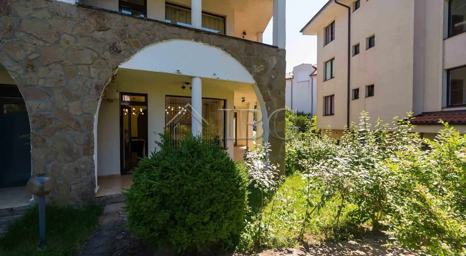 Flat 110m² in Bulgaria, Sveti Vlas. Priced at 165000€ rent photo-9