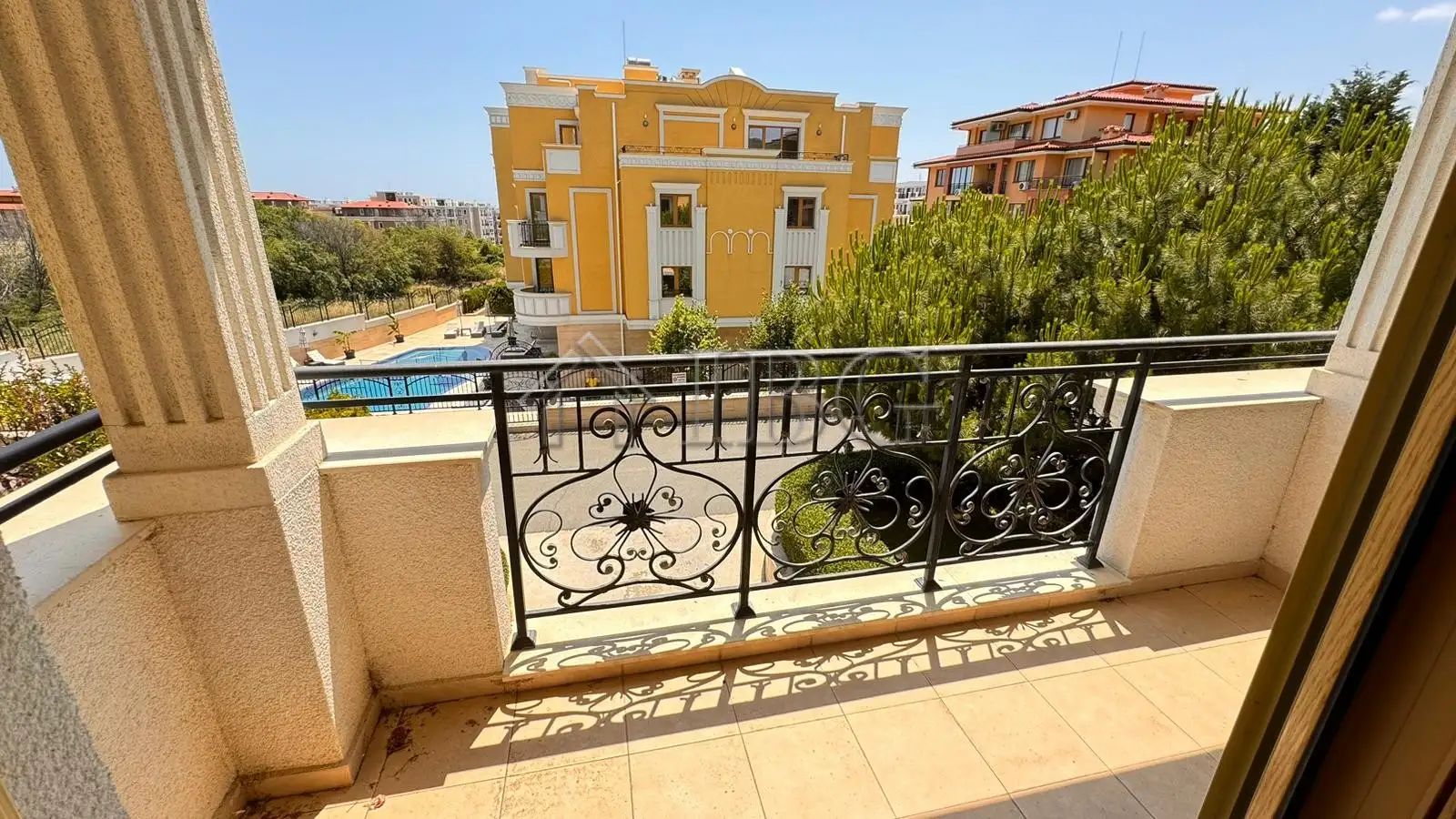 Flat 105m² in Bulgaria, Sveti Vlas. Priced at 220000€ rent photo-9