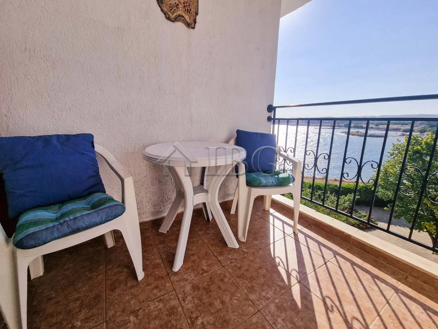 Flat 84m² in Bulgaria, Aheloy. Priced at 99995€ rent photo-4