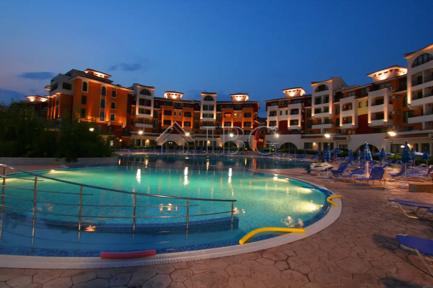Flat 64m² in Bulgaria, Aheloy. Priced at 76000€ rent photo-1