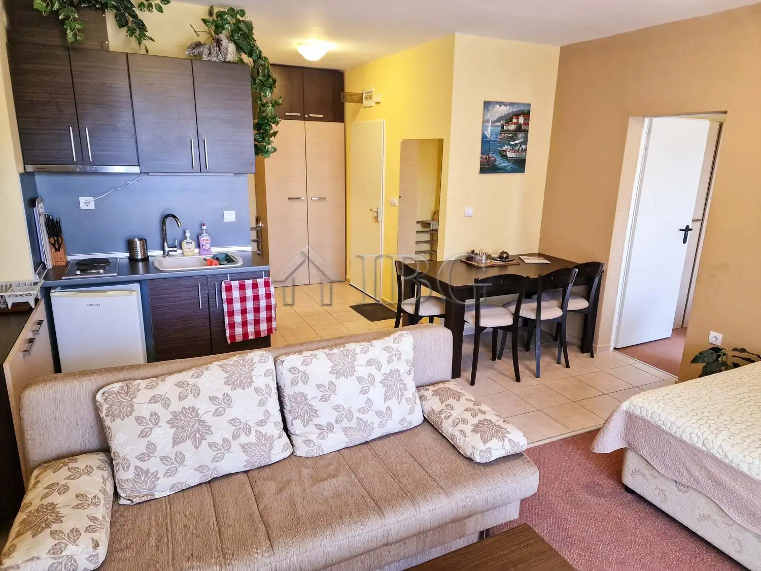 Flat 64m² in Bulgaria, Aheloy. Priced at 76000€ rent photo-17