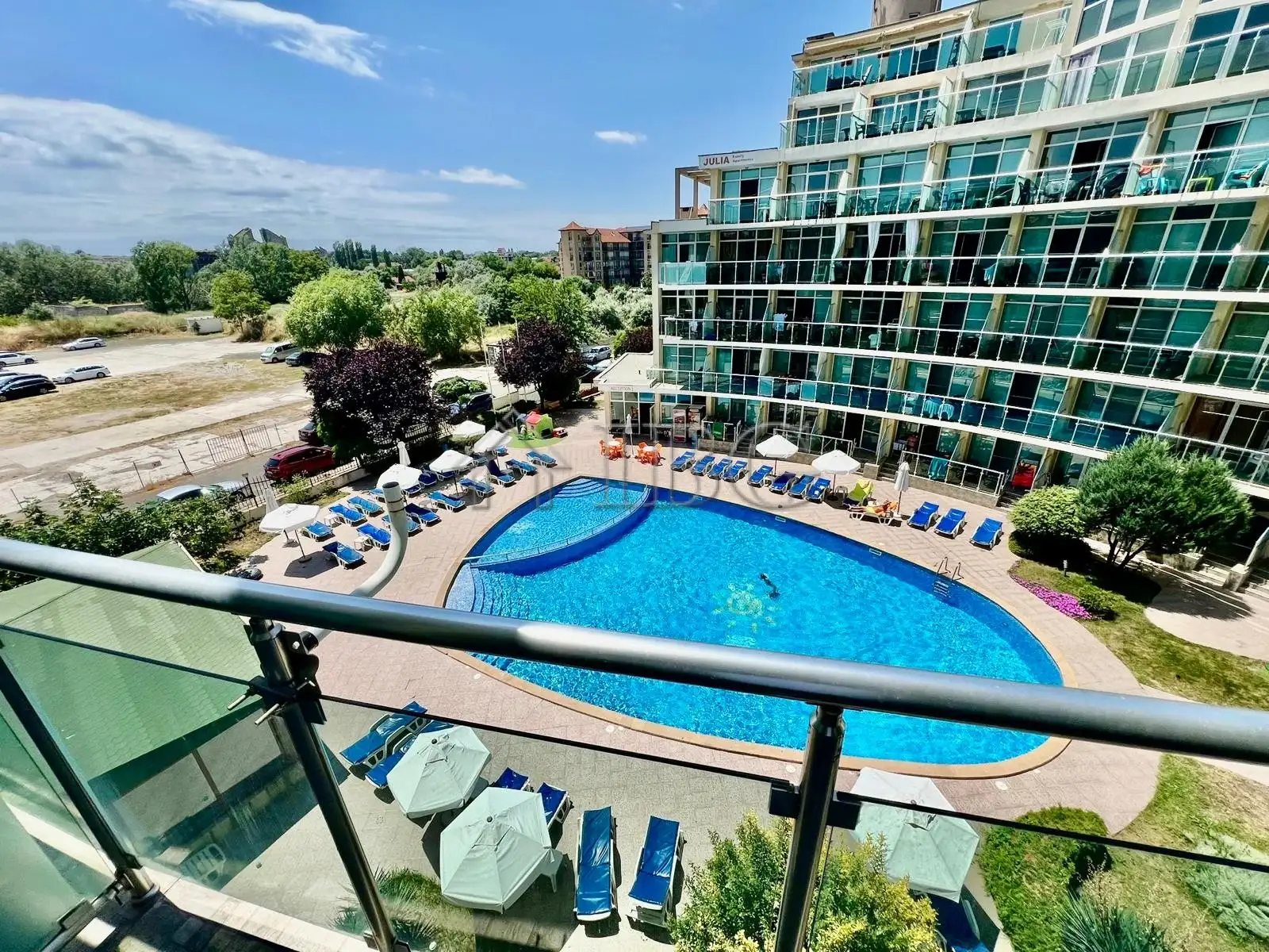 Flat 74m² in Bulgaria, Sunny Beach. Priced at 71000€ rent photo-1