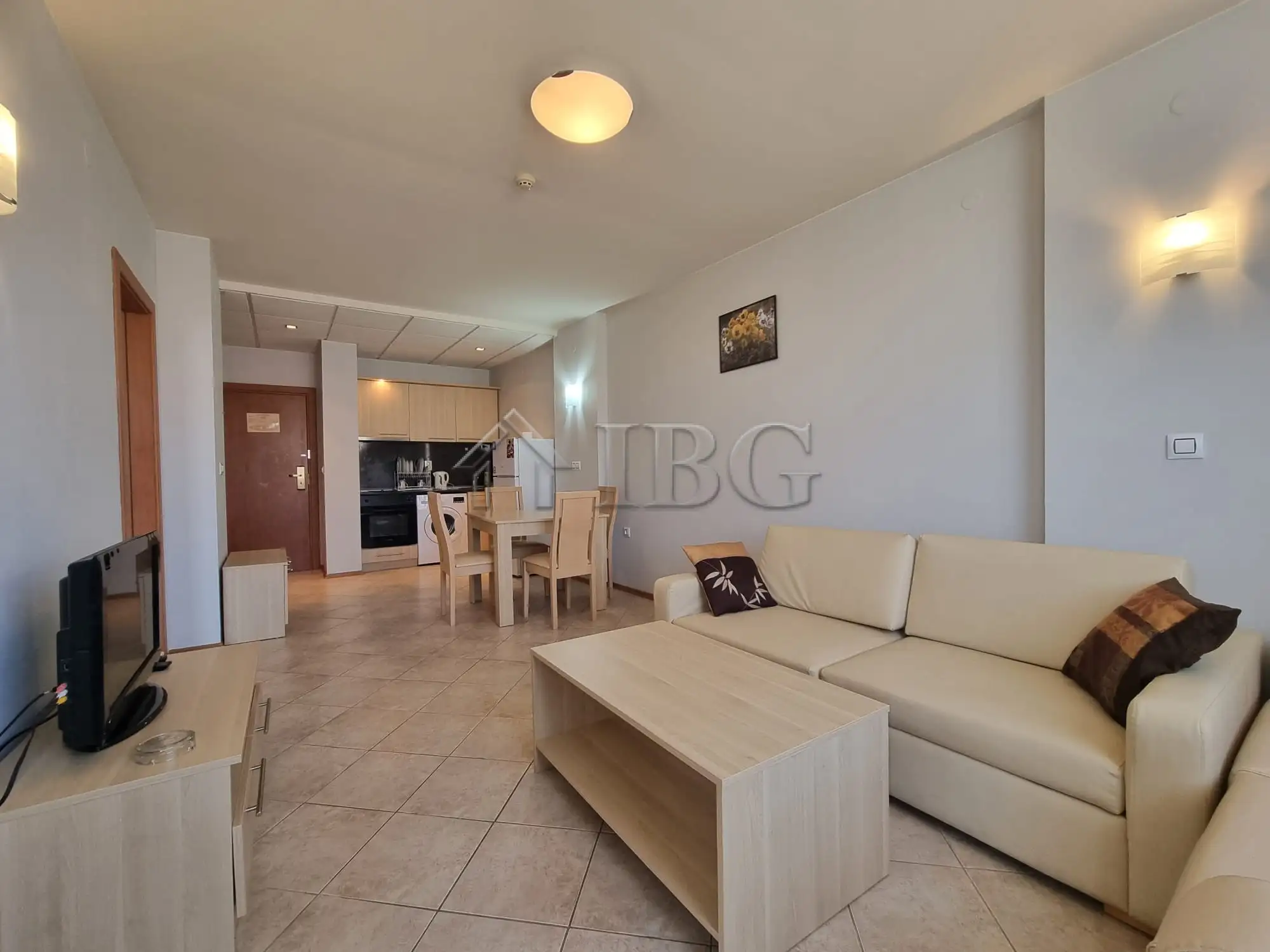 Flat 72m² in Bulgaria, Sunny Beach. Priced at 73500€ rent photo-4