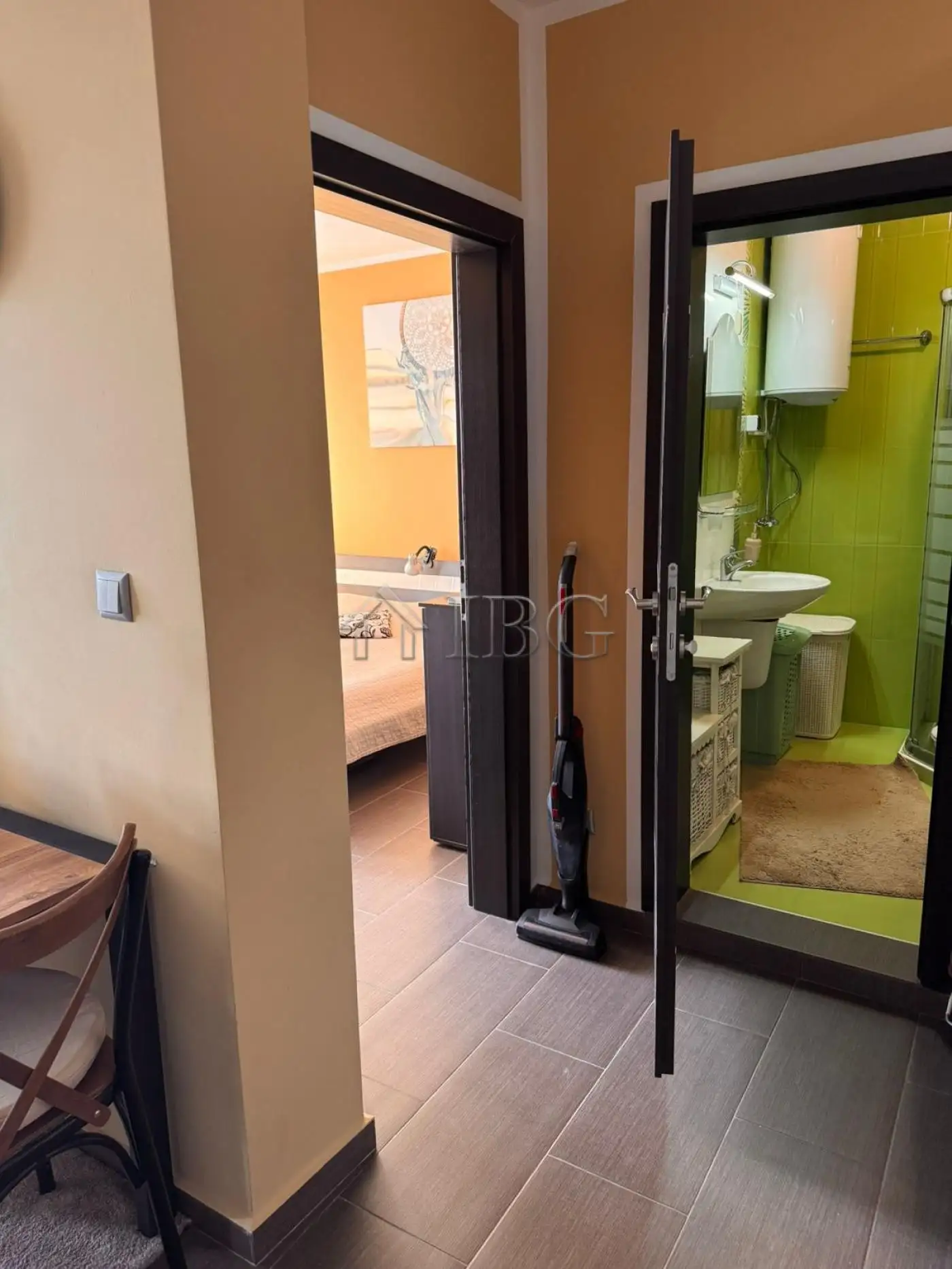 Flat 70m² in Bulgaria, Nessebar. Priced at 80000€ rent photo-12