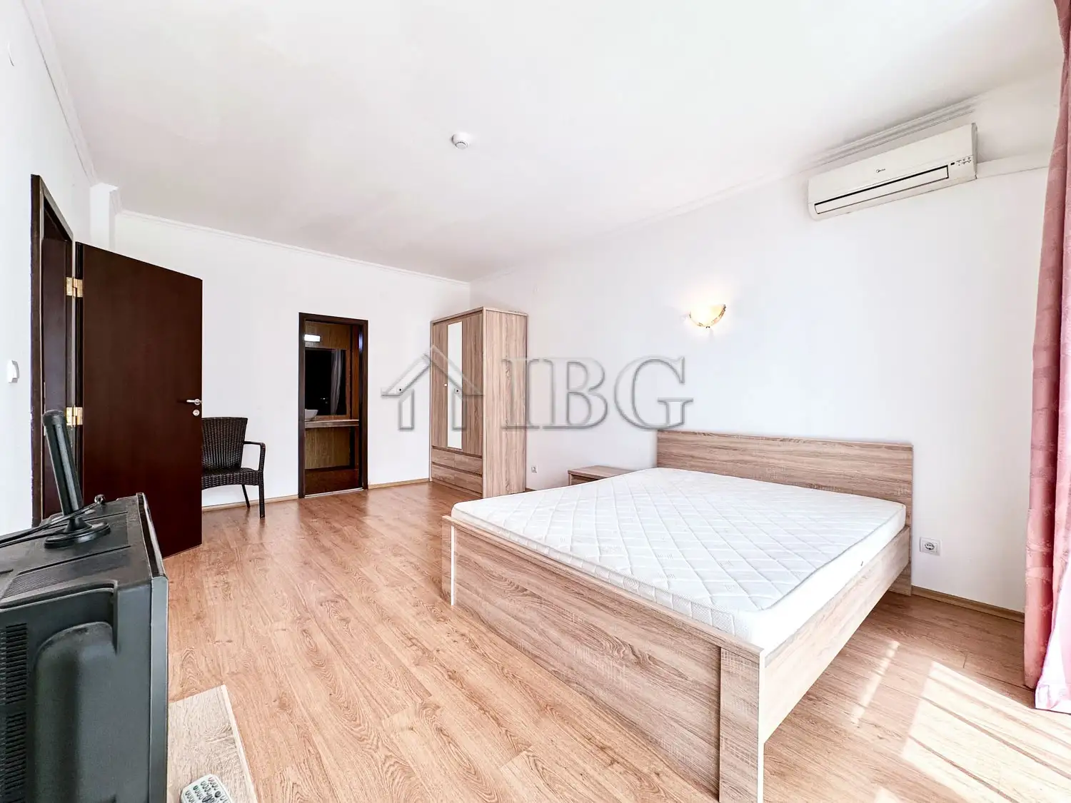 Flat 83m² in Bulgaria, Sunny Beach. Priced at 95000€ rent photo-19