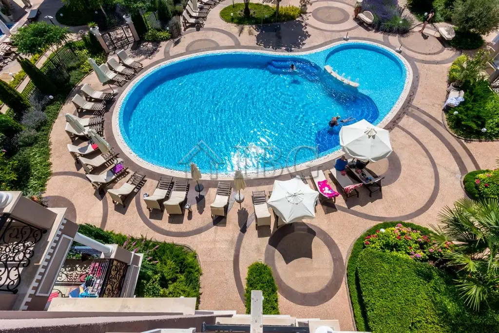 Flat 99m² in Bulgaria, Sunny Beach. Priced at 87000€ rent photo-2