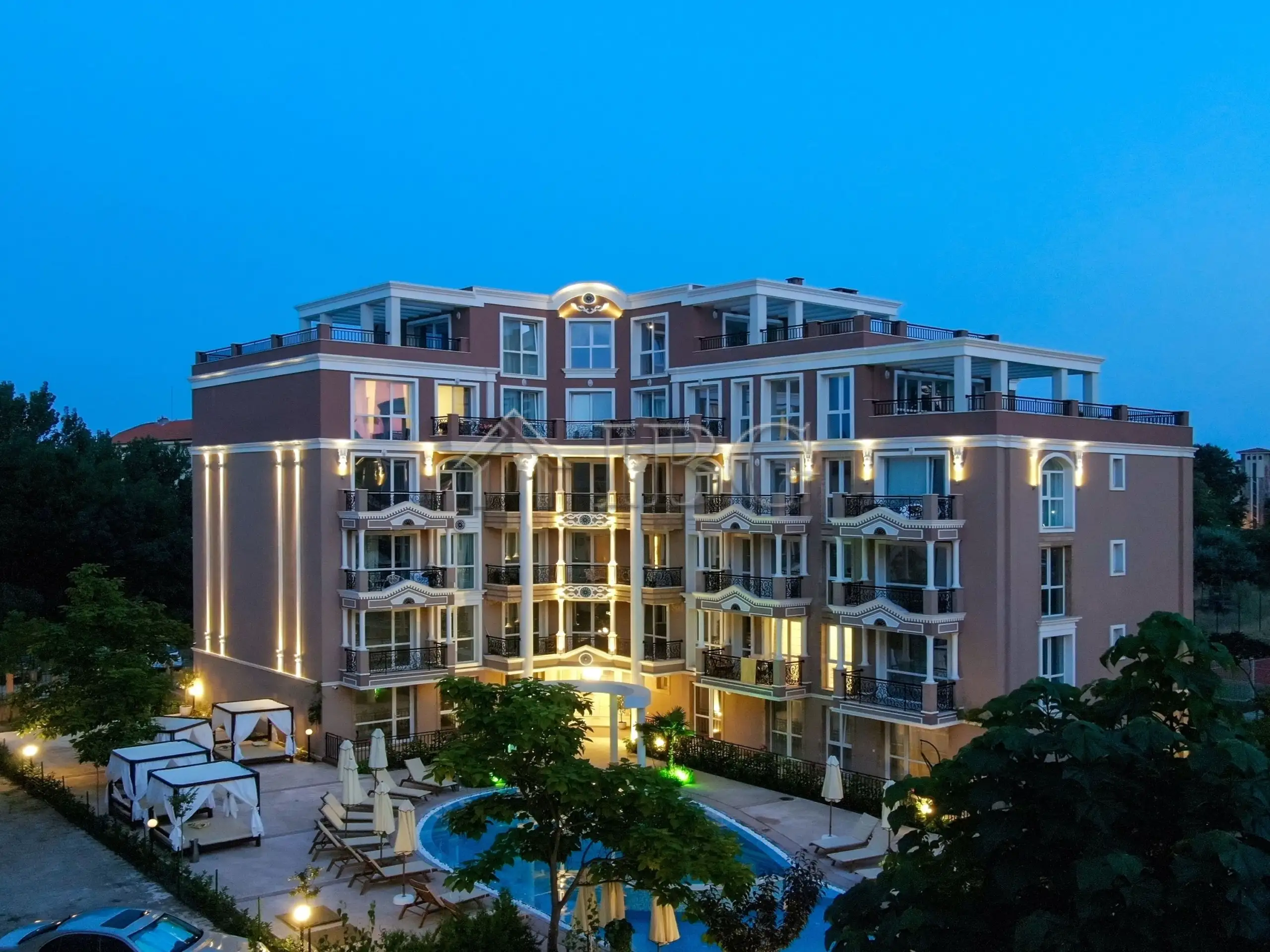 Flat 99m² in Bulgaria, Sunny Beach. Priced at 87000€ rent photo-3