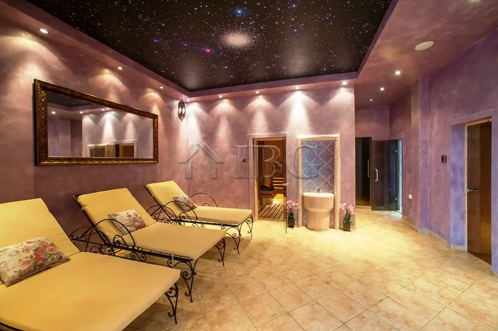Flat 99m² in Bulgaria, Sunny Beach. Priced at 87000€ rent photo-4
