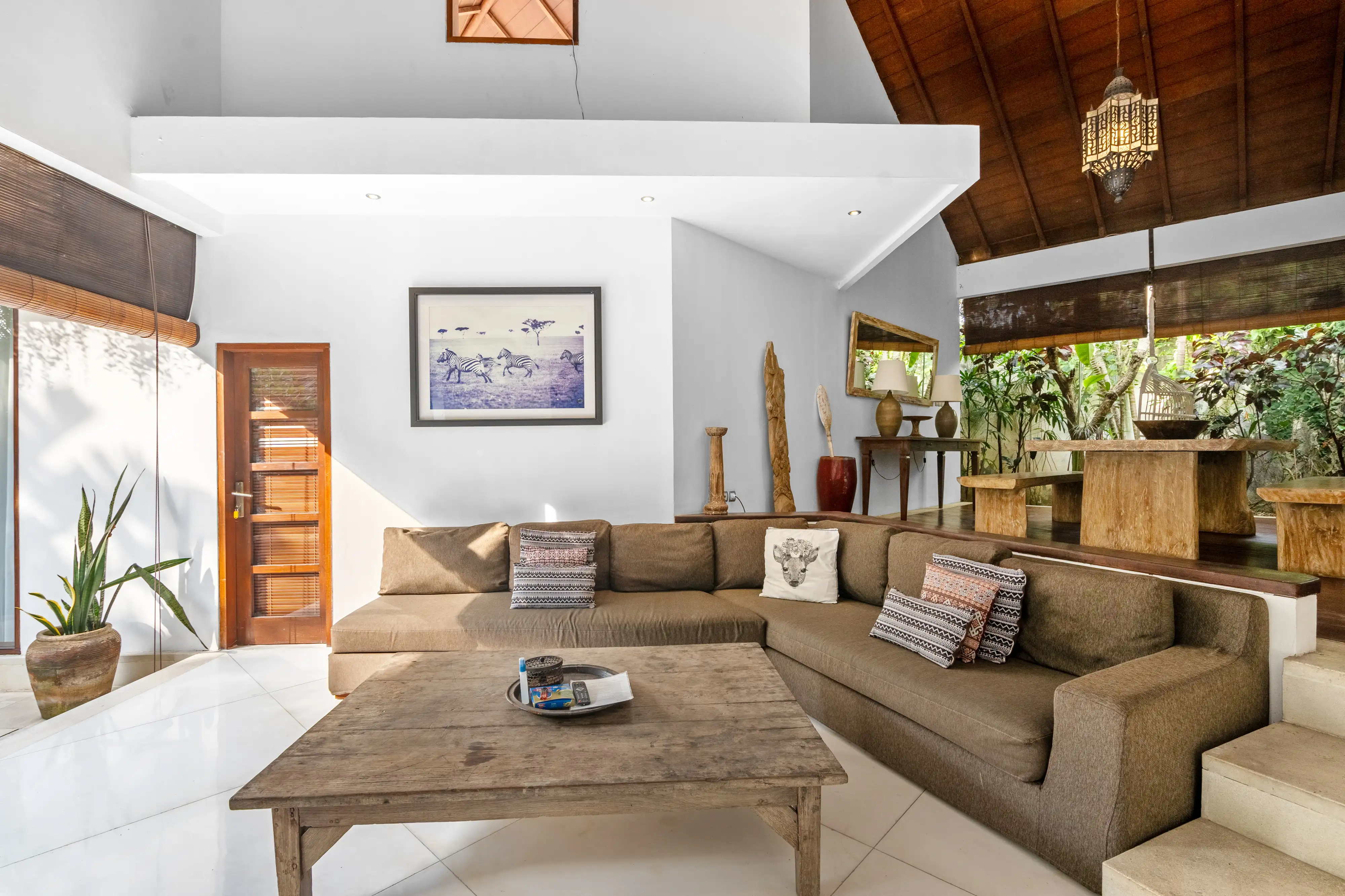 Villa 322m² in Indonesia, Umalas. Priced at 24000$ rent photo-17