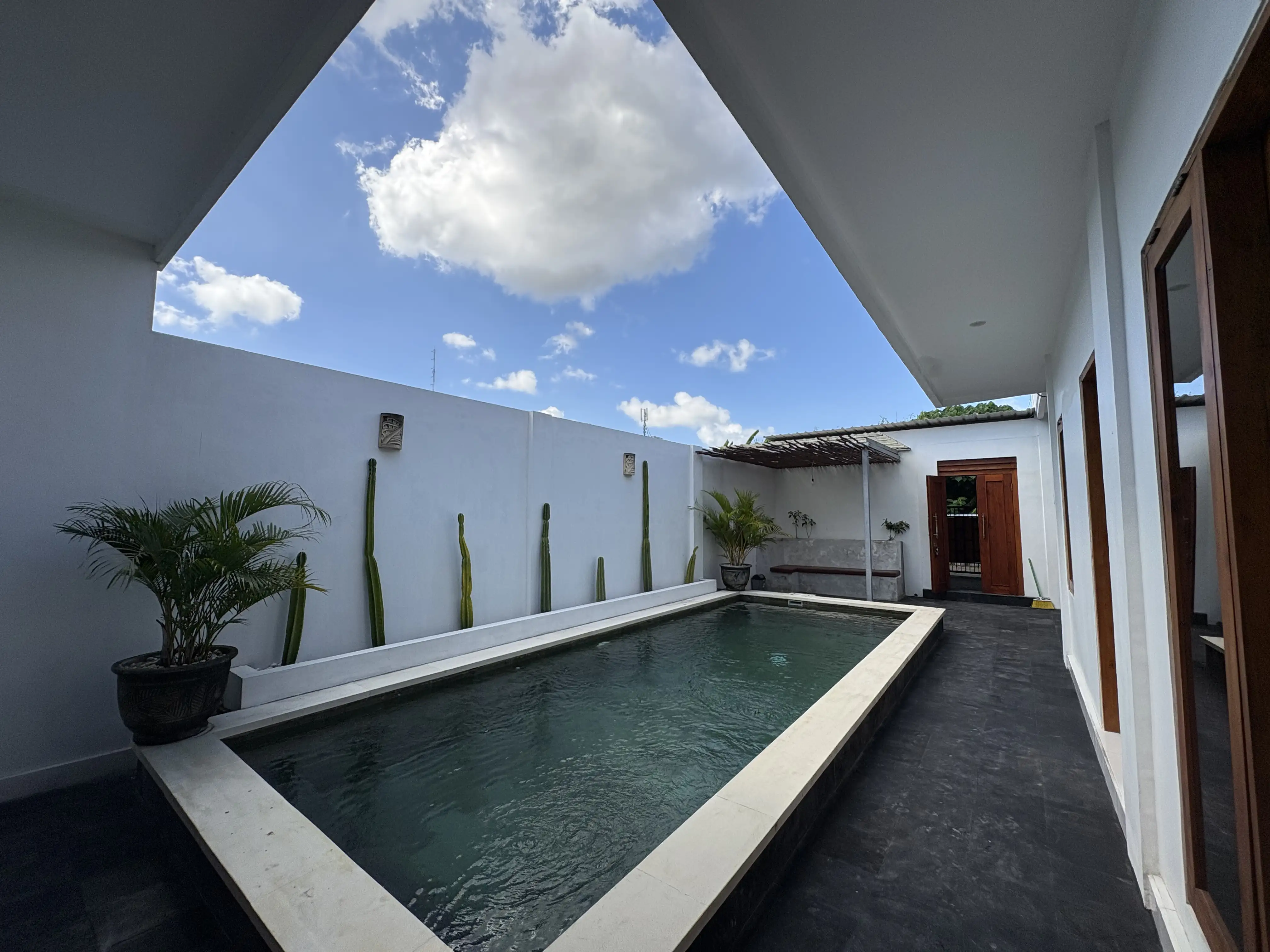 Villa 160m² in Indonesia, Seminyak. Priced at 18500$ rent photo-19