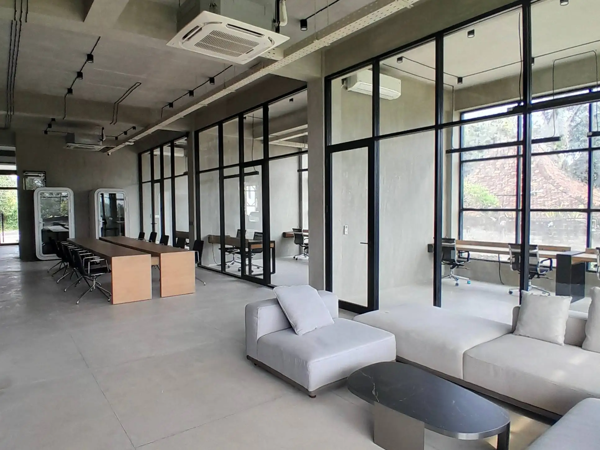 Other Properties 720m² in Indonesia, Ubud. Priced at 820000$ rent photo-17