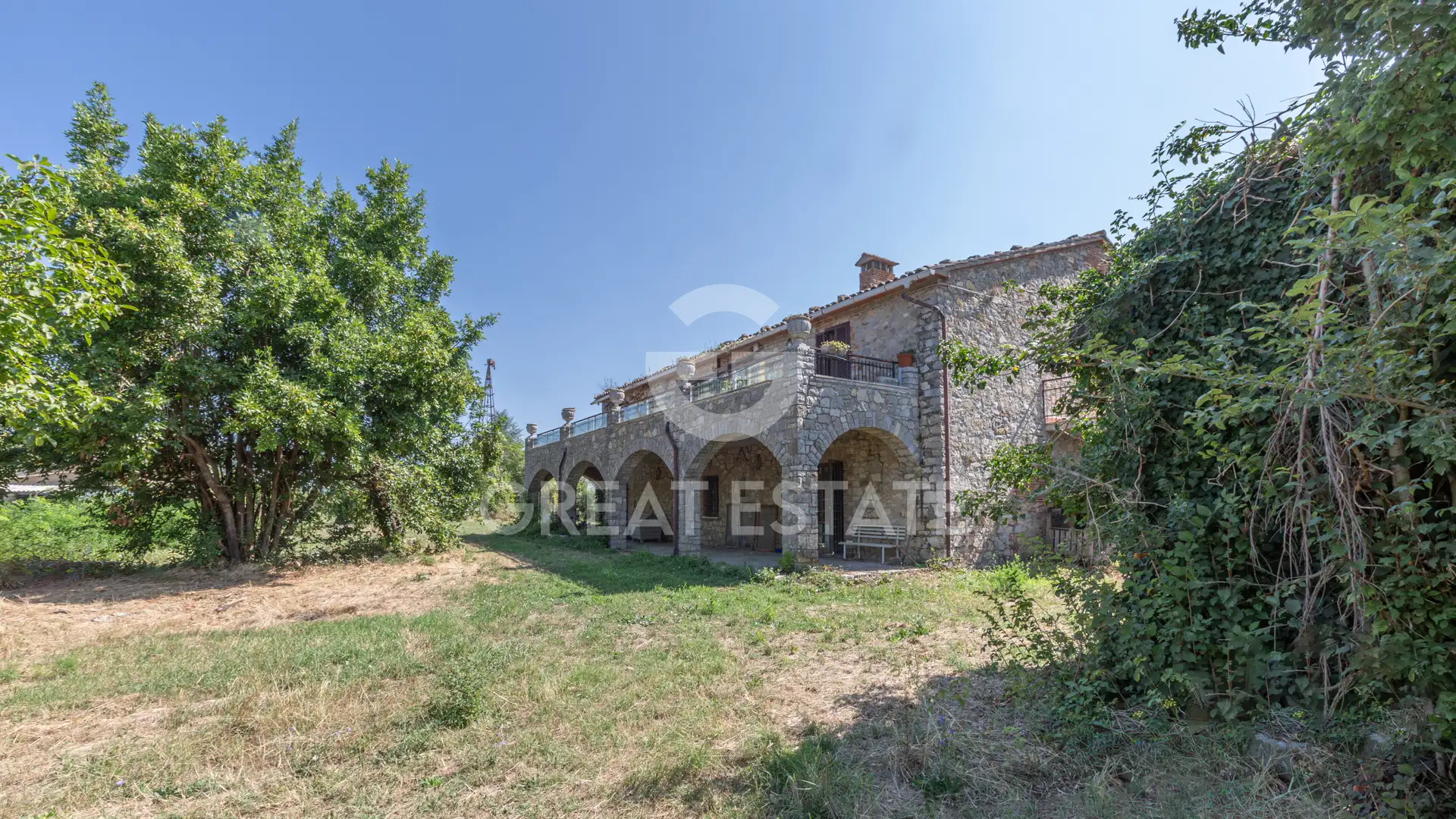 House 824m² in Italy, Terney. Priced at 590000€ rent photo-3