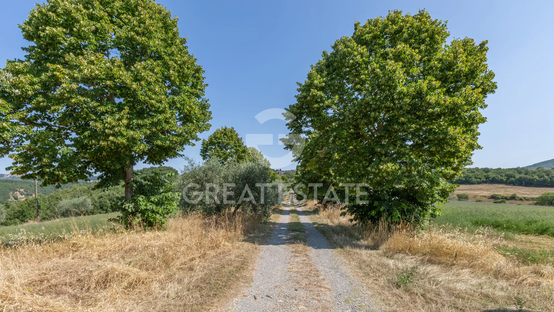House 824m² in Italy, Terney. Priced at 590000€ rent photo-6