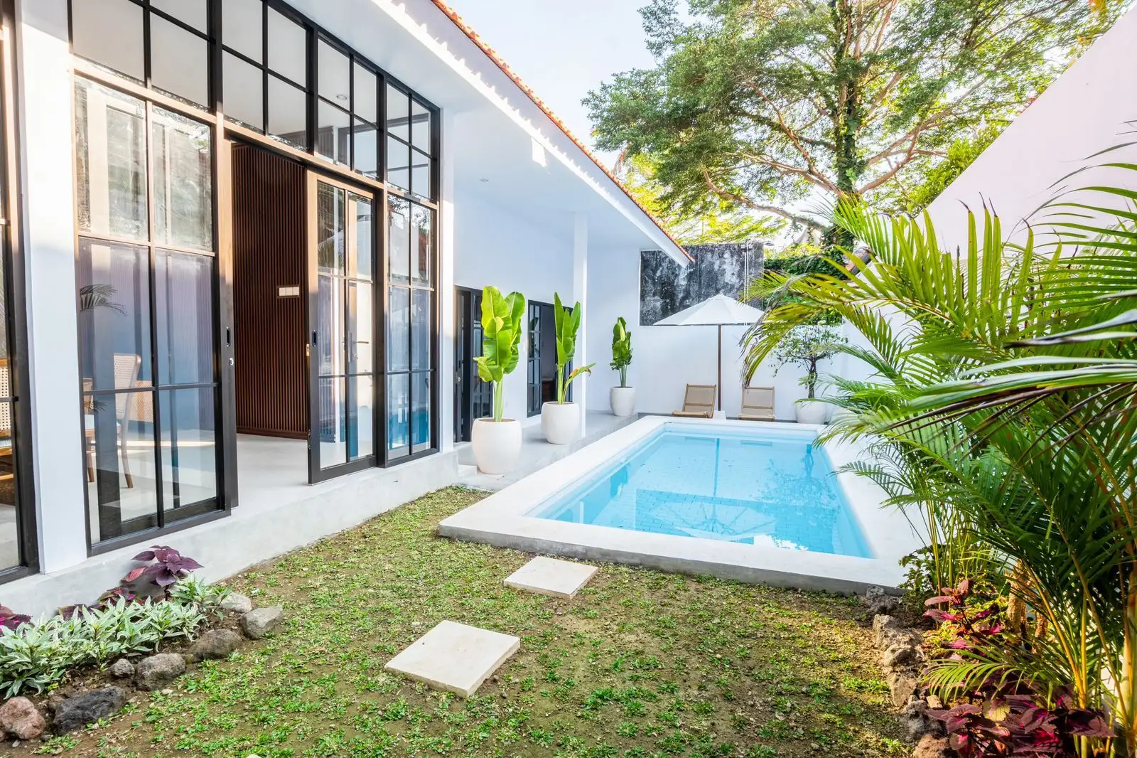 Villa 150m² in Indonesia, Canggu. Priced at 30000$ rent photo-12