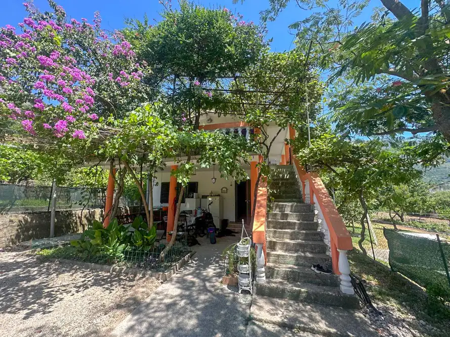 House 238m² in Montenegro, Sutomore. Priced at 189000€ rent photo-1