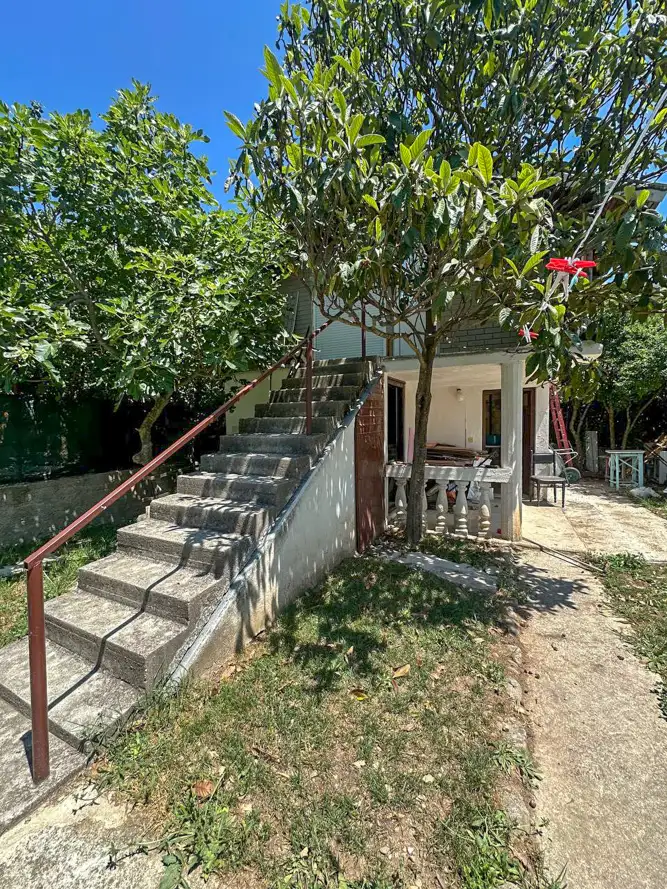 House 238m² in Montenegro, Sutomore. Priced at 189000€ rent photo-9