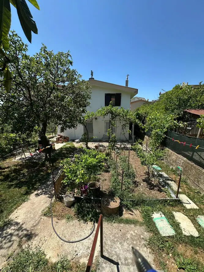 House 238m² in Montenegro, Sutomore. Priced at 189000€ rent photo-10
