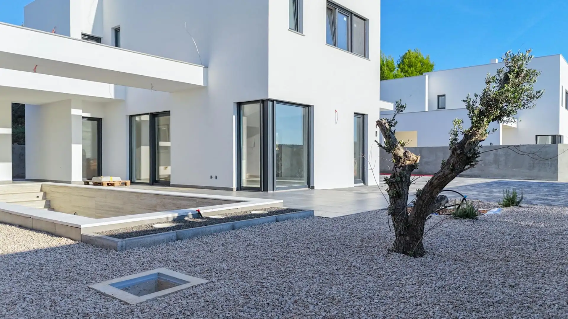 Villa 135m² in Croatia, Barbat. Priced at 620000€ rent photo-14