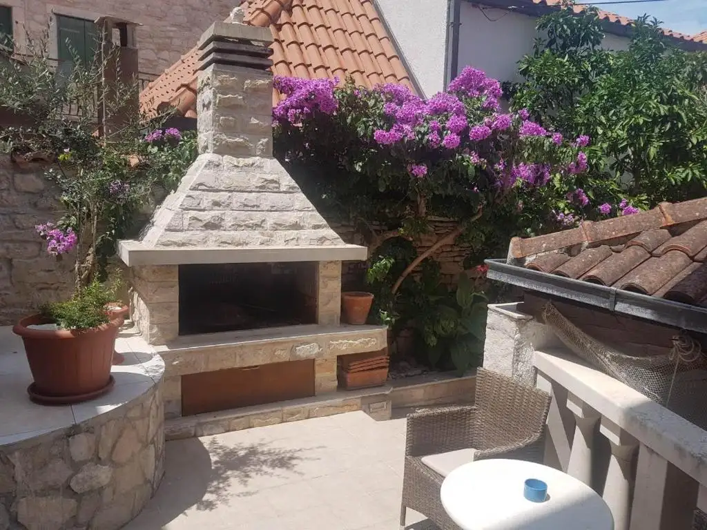 Hotels 450m² in Croatia, Supetar. Priced at 1650000€ rent photo-7