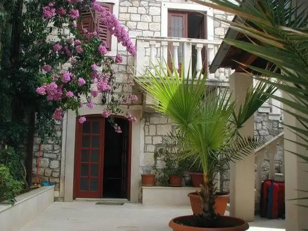 Hotels 450m² in Croatia, Supetar. Priced at 1650000€ rent photo-13