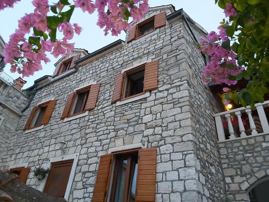 Hotels 450m² in Croatia, Supetar. Priced at 1650000€ rent photo-23