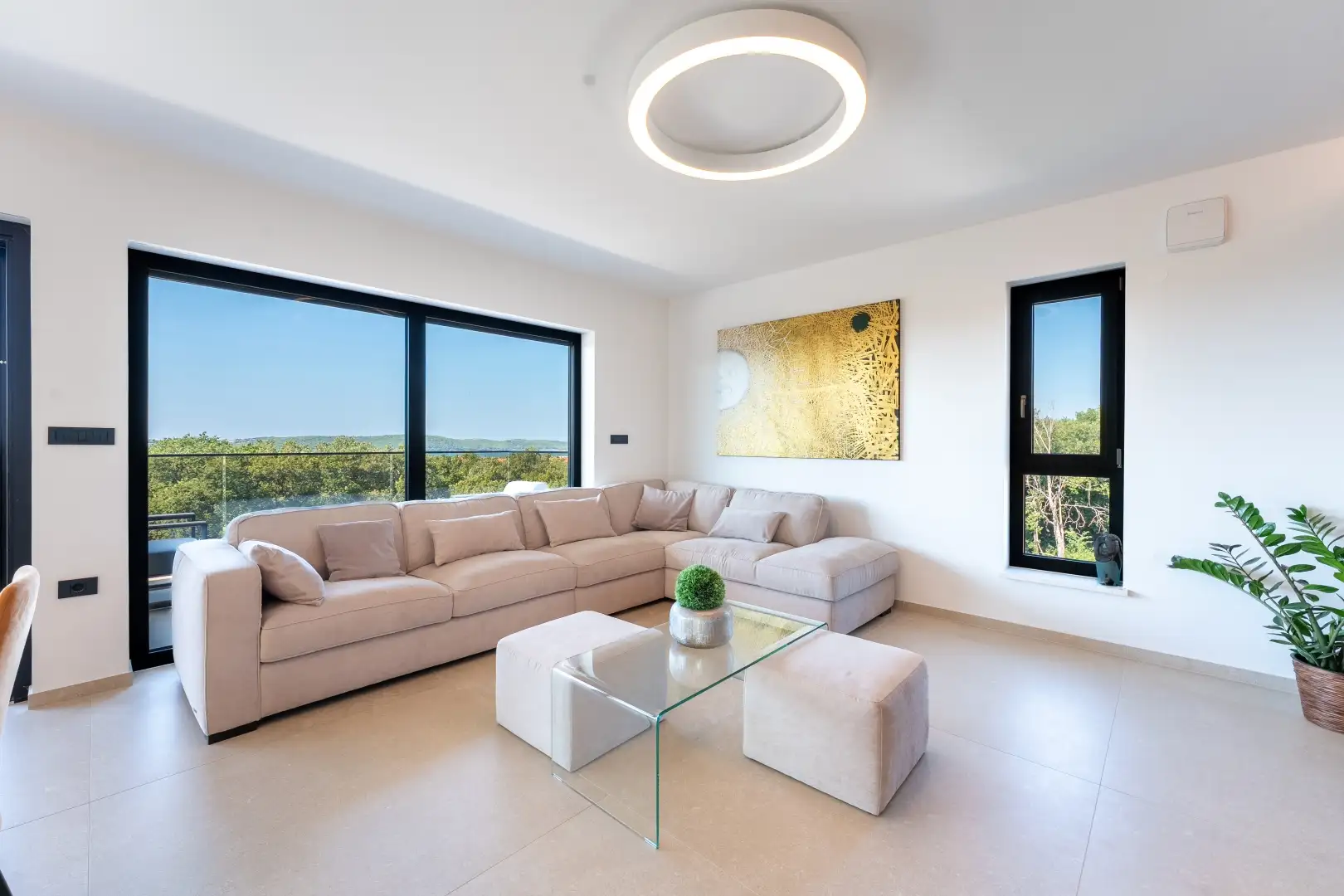 Villa 311m² in Croatia, Medulin. Priced at 2700000€ rent photo-6