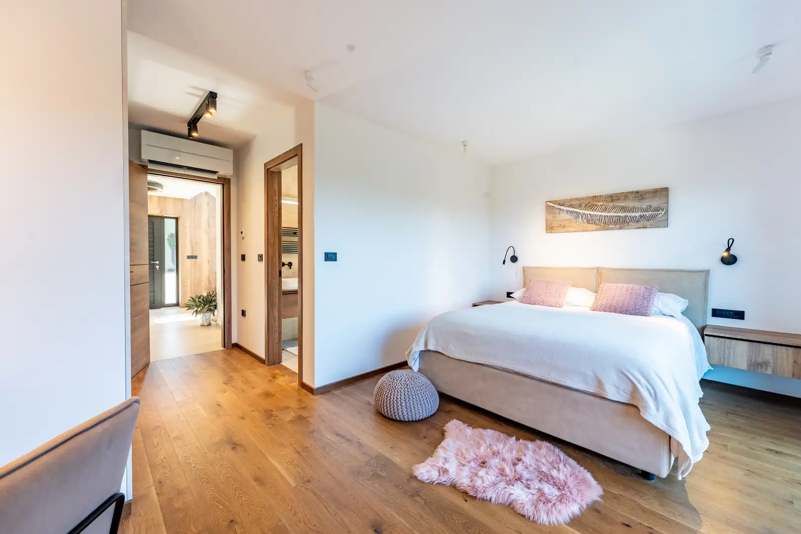 Villa 311m² in Croatia, Medulin. Priced at 2700000€ rent photo-20