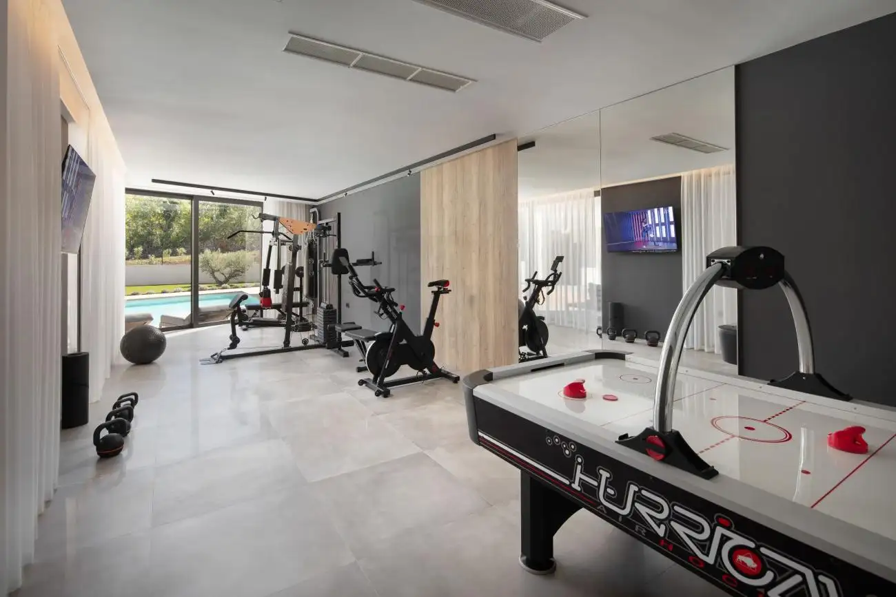 Villa 500m² in Croatia, Labin. Priced at 1765000€ rent photo-21