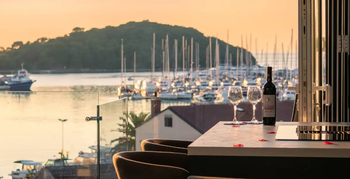 Hotels 1m² in Croatia, Porec. Priced at 3000000€ rent photo-3