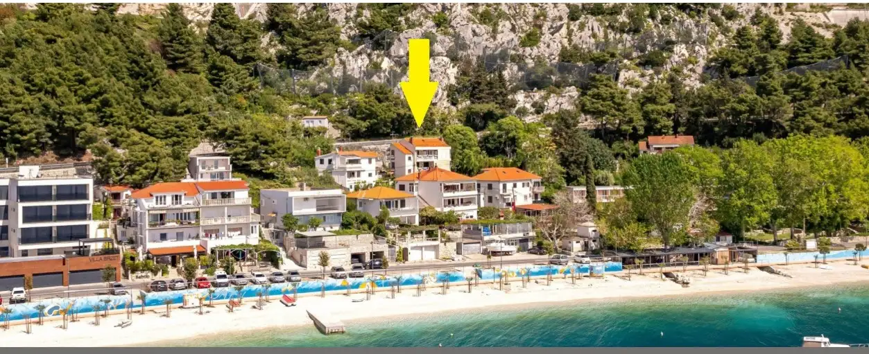 Hotels 317m² in Croatia, Omis. Priced at 950000€ rent photo-1