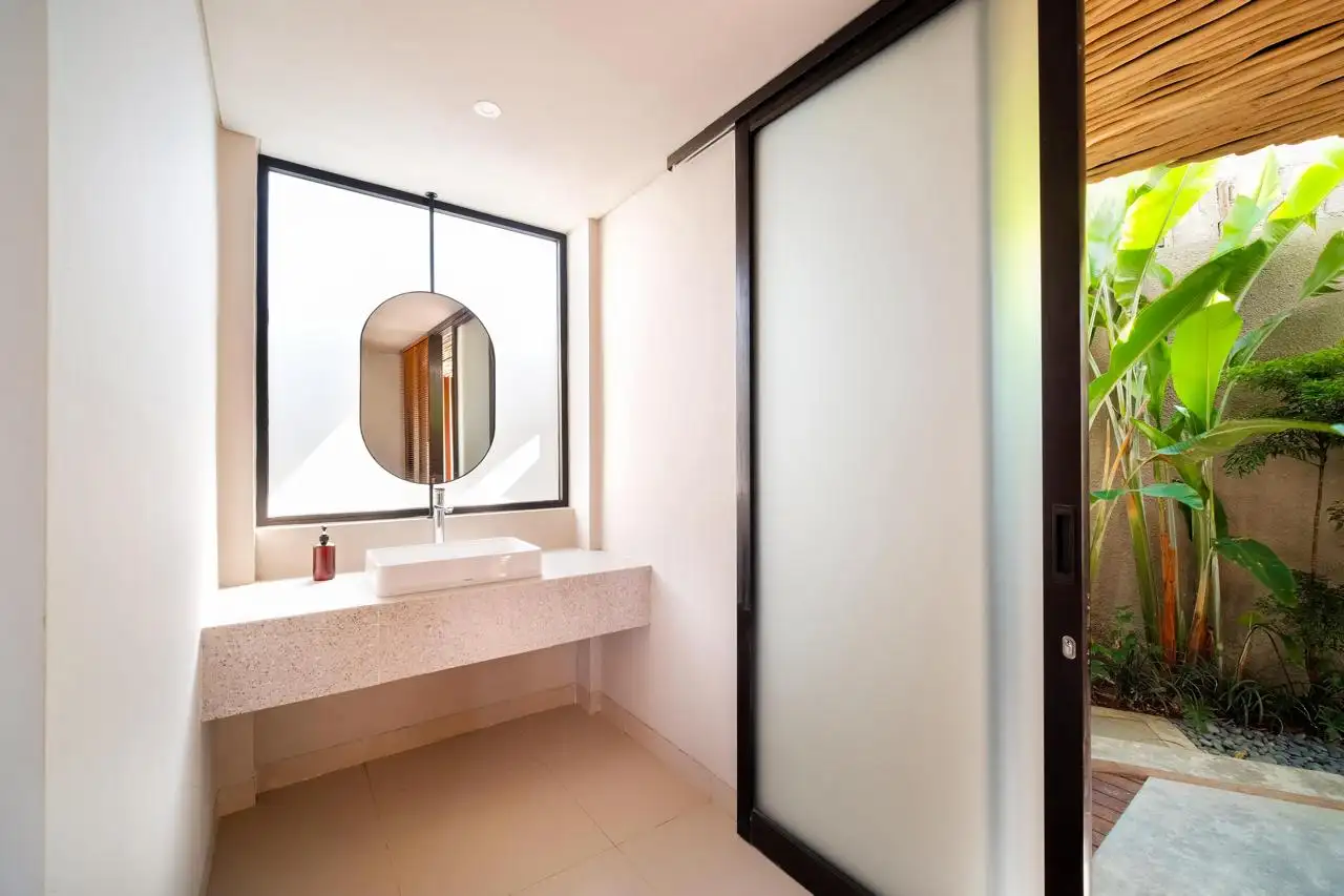 Villa 180m² in Indonesia, Canggu. Priced at 13400$ rent photo-5