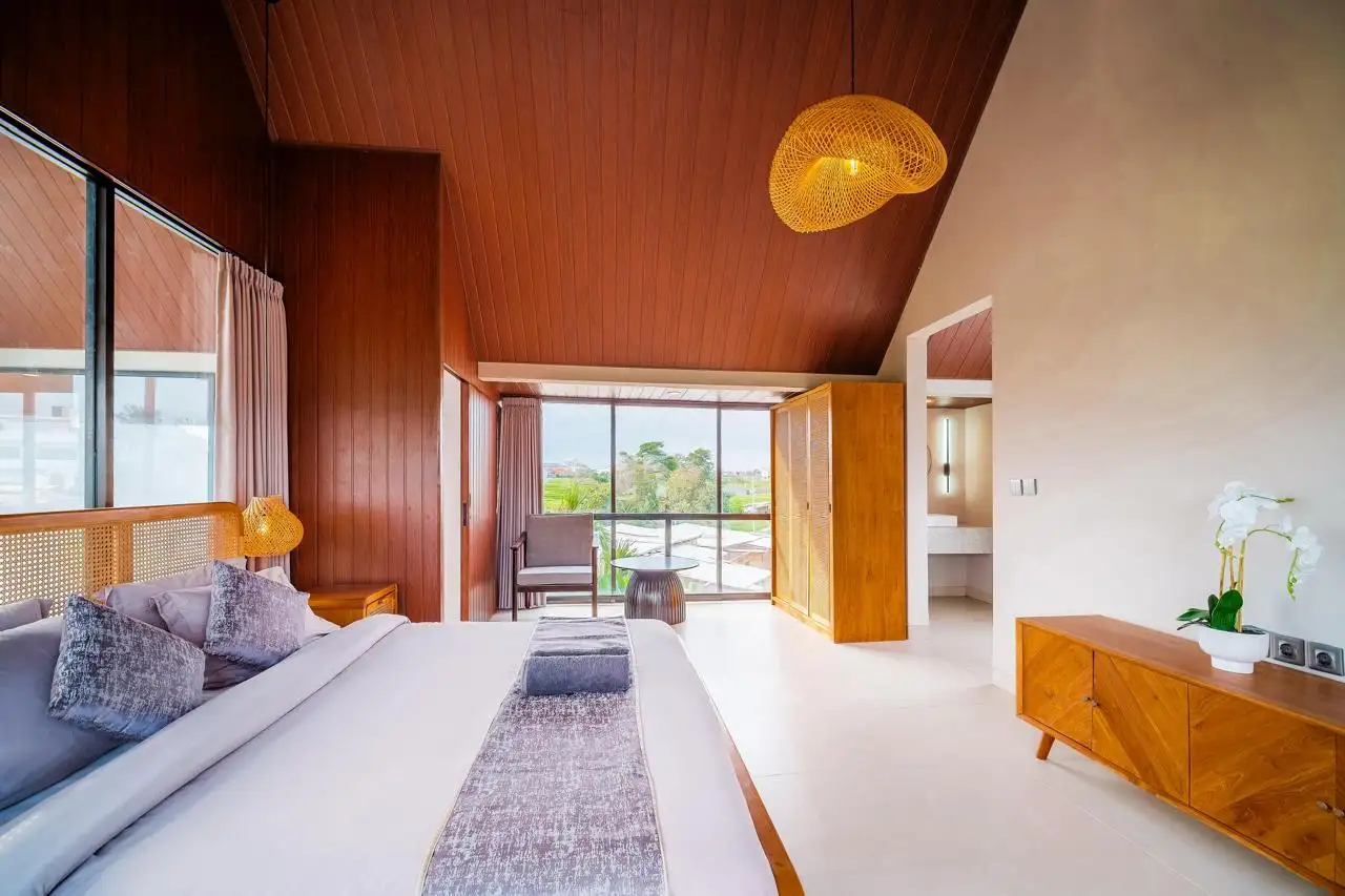 Villa 180m² in Indonesia, Canggu. Priced at 13400$ rent photo-14