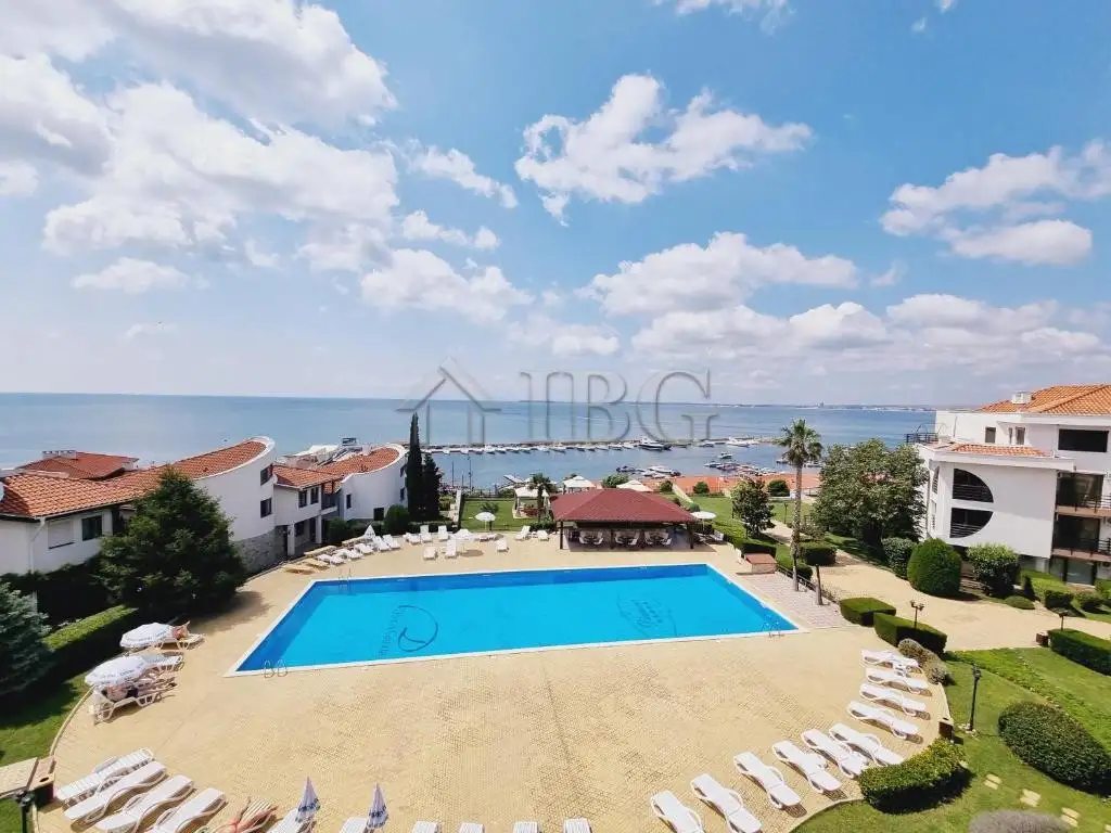Flat 65m² in Bulgaria, Sveti Vlas. Priced at 105000€ rent photo-3